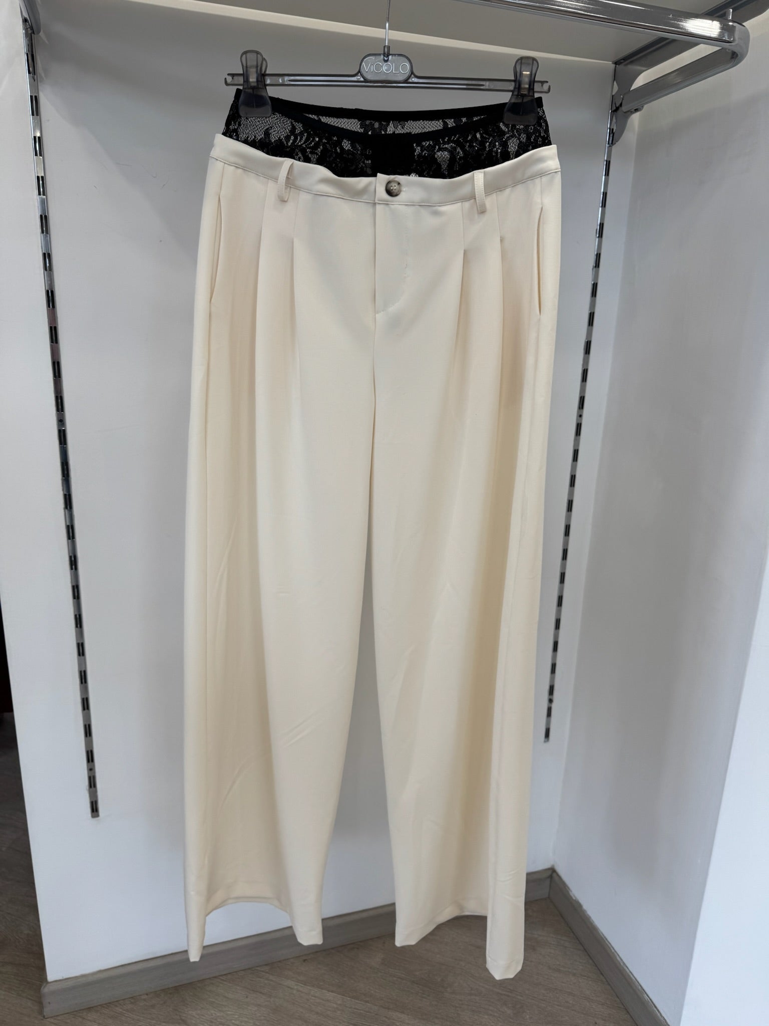 Pantalone - Vicolo