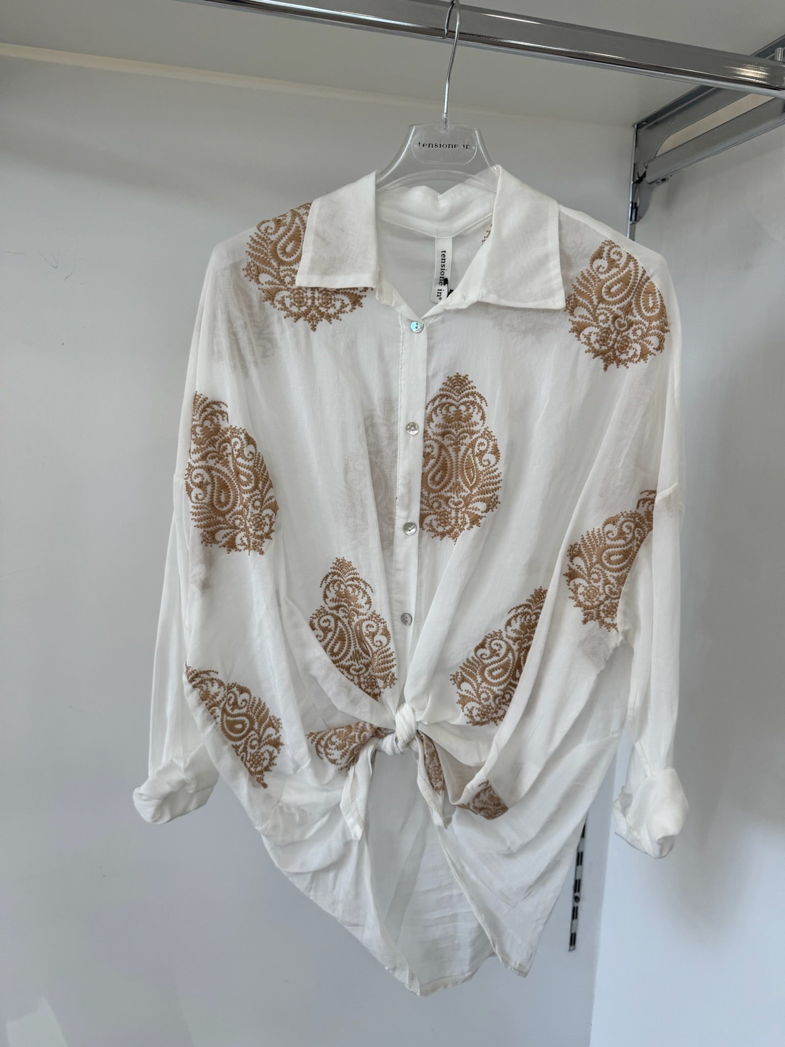 Camicia ricami - Tensione In